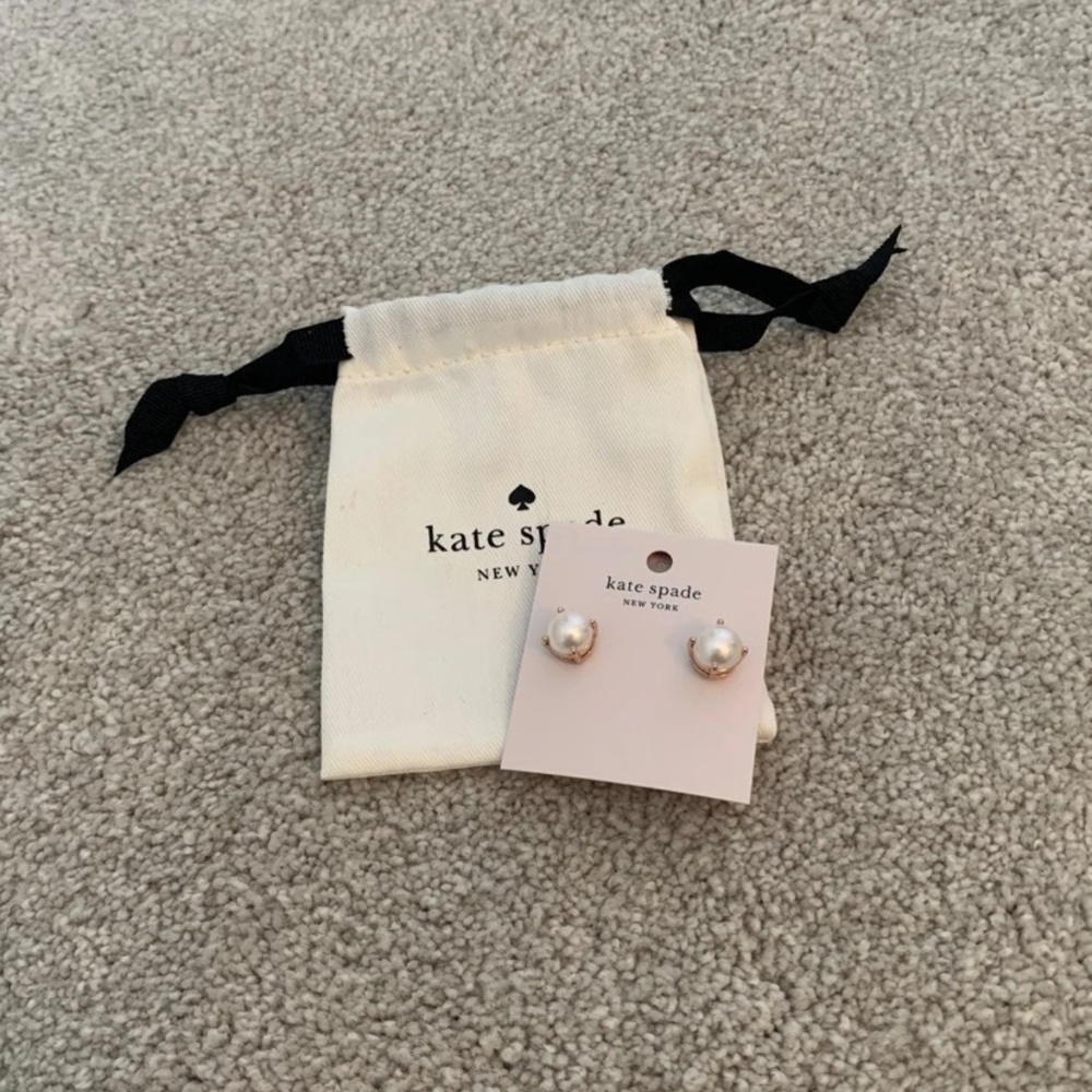 Kate spade pearl stud earrings